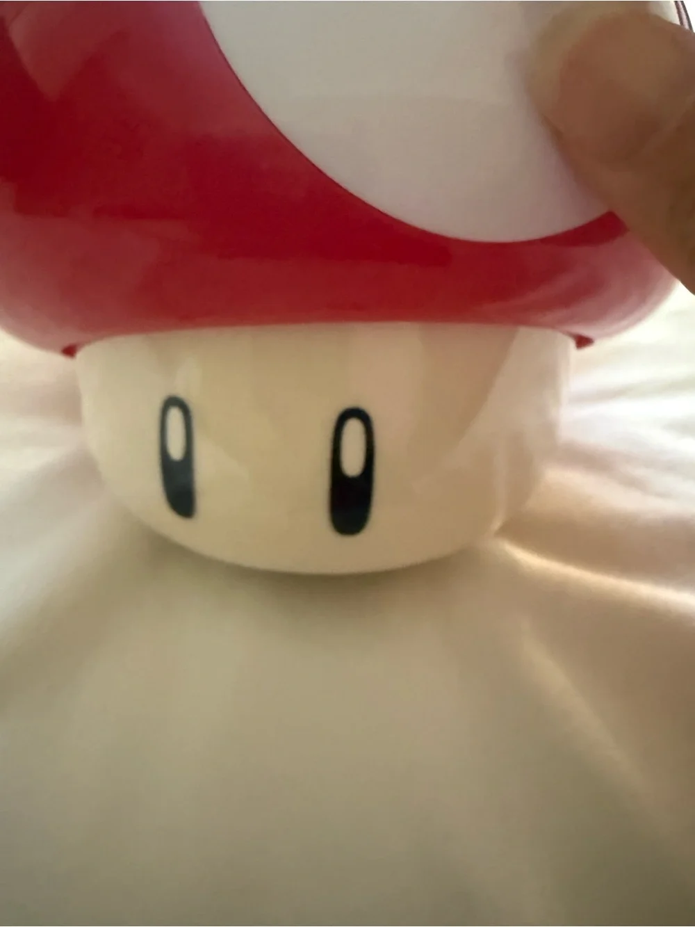 Red Mushroom Character Lamp Nightlight - Gaming-Themed Decor